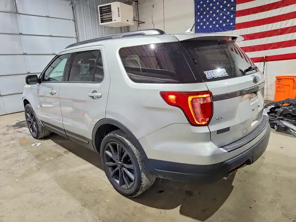 1FM5K8D87JGC89106 2018 FORD EXPLORER - Image 2