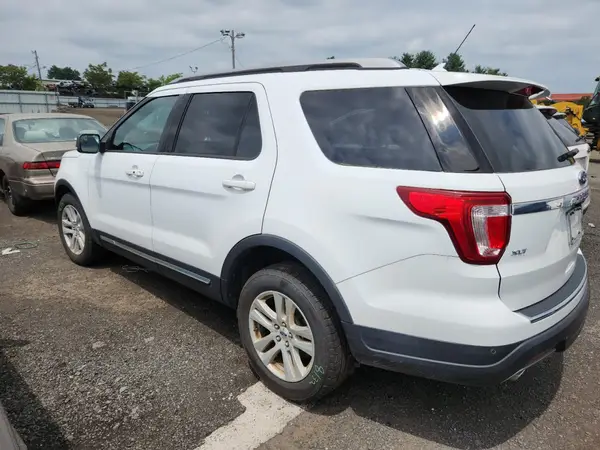 1FM5K8D87JGC89672 2018 FORD EXPLORER - Image 2