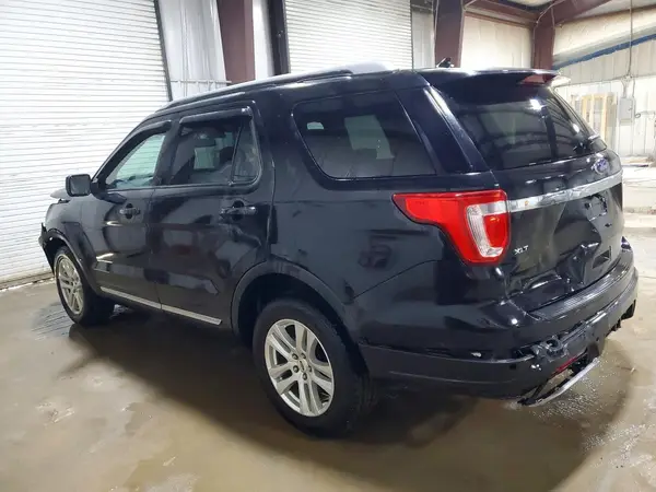 1FM5K8D87KGA86184 2019 FORD EXPLORER - Image 2