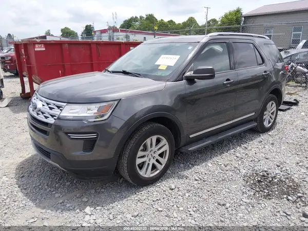 1FM5K8D87KGB01976 2019 FORD EXPLORER - Image 2