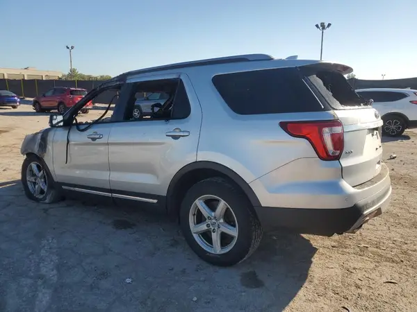 1FM5K8D88GGA79977 2016 FORD EXPLORER - Image 2