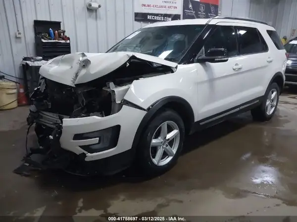 1FM5K8D88GGA95967 2016 FORD EXPLORER - Image 2