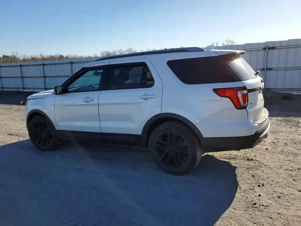 1FM5K8D88GGC03360 2016 FORD EXPLORER - Image 2