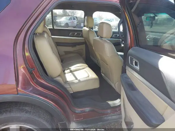 1FM5K8D88GGC27299 2016 FORD EXPLORER - Image 8