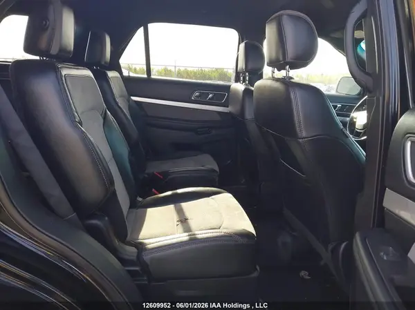 1FM5K8D88HGA00440 2017 FORD EXPLORER - Image 8