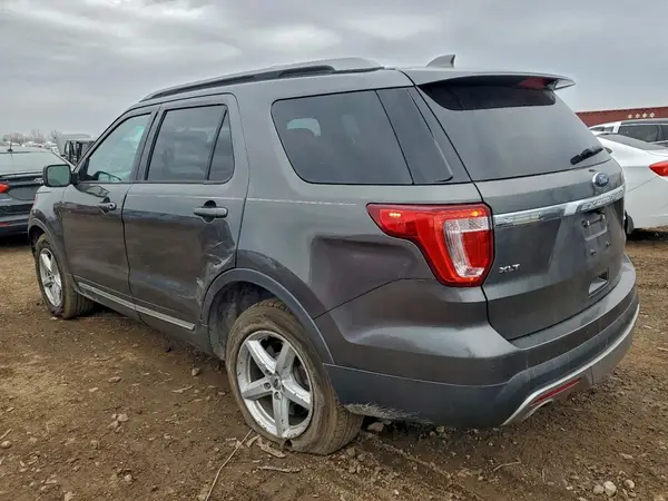 1FM5K8D88HGA08845 2017 FORD EXPLORER - Image 2