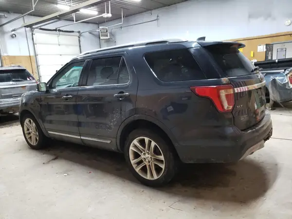 1FM5K8D88HGA10384 2017 FORD EXPLORER - Image 2