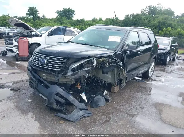 1FM5K8D88HGA20929 2017 FORD EXPLORER - Image 2