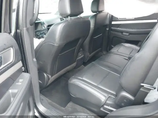 1FM5K8D88HGA20929 2017 FORD EXPLORER - Image 8