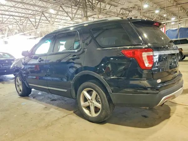 1FM5K8D88HGA21272 2017 FORD EXPLORER - Image 2