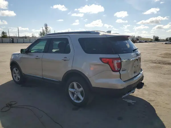 1FM5K8D88HGA21451 2017 FORD EXPLORER - Image 2