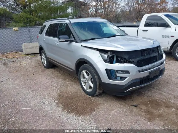 1FM5K8D88HGA32272 2017 FORD EXPLORER - Image 1