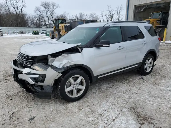 1FM5K8D88HGA68687 2017 FORD EXPLORER - Image 1