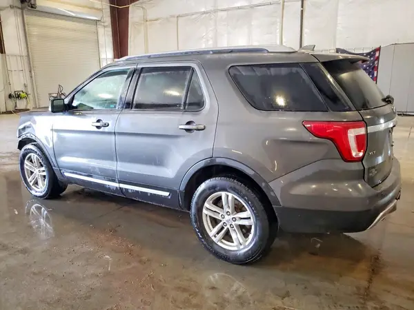 1FM5K8D88HGB06774 2017 FORD EXPLORER - Image 2