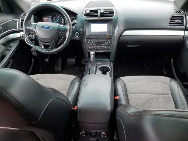 1FM5K8D88HGB12171 2017 FORD EXPLORER - Image 8