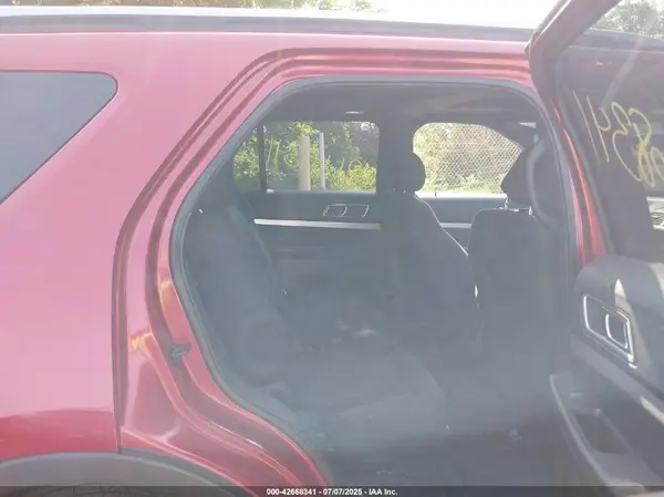 1FM5K8D88HGB41959 2017 FORD EXPLORER - Image 8