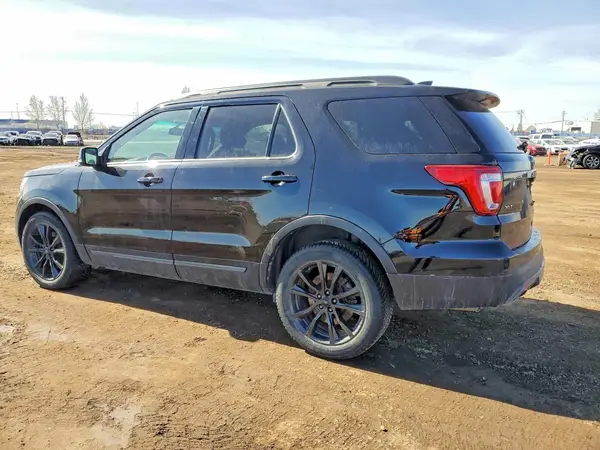 1FM5K8D88HGB42061 2017 FORD EXPLORER - Image 2