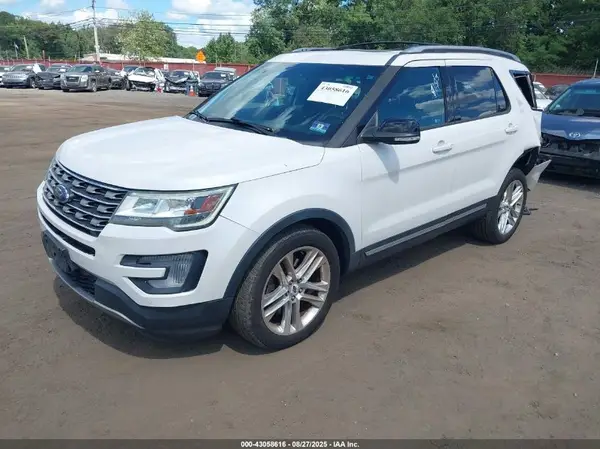 1FM5K8D88HGB42657 2017 FORD EXPLORER - Image 2