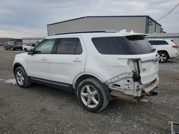 1FM5K8D88HGB51360 2017 FORD EXPLORER - Image 2