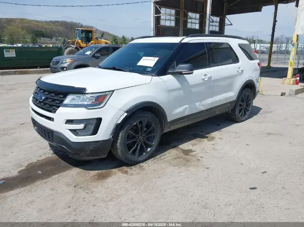 1FM5K8D88HGB85718 2017 FORD EXPLORER - Image 2
