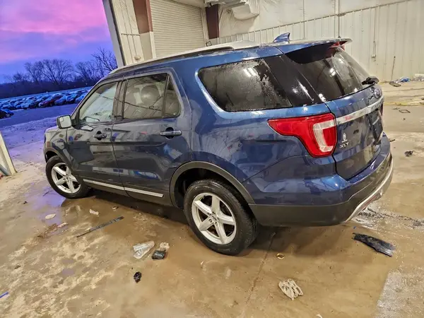 1FM5K8D88HGB88599 2017 FORD EXPLORER - Image 2