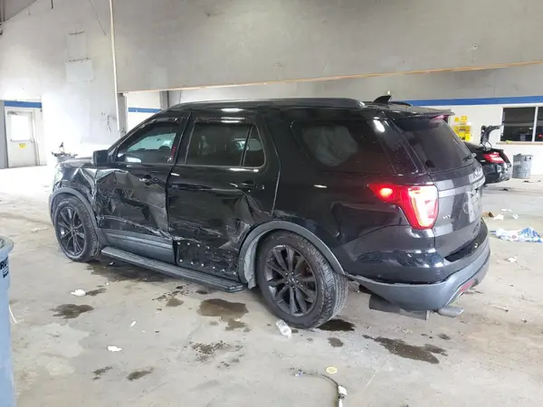 1FM5K8D88HGC16711 2017 FORD EXPLORER - Image 2