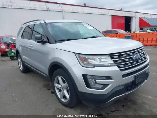 1FM5K8D88HGC35582 2017 FORD EXPLORER - Image 1