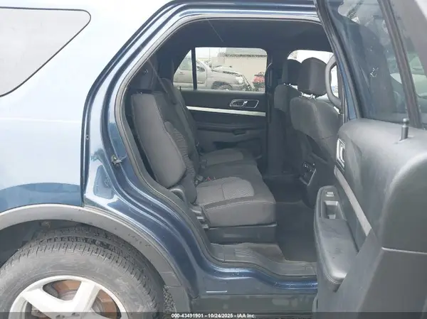1FM5K8D88HGD05355 2017 FORD EXPLORER - Image 8