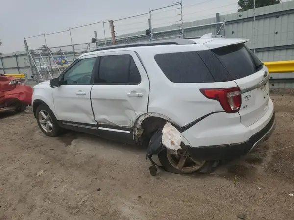 1FM5K8D88HGD18333 2017 FORD EXPLORER - Image 2