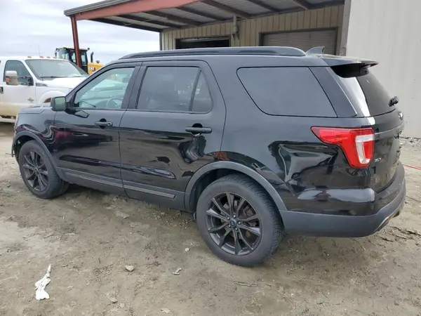 1FM5K8D88HGD20051 2017 FORD EXPLORER - Image 2