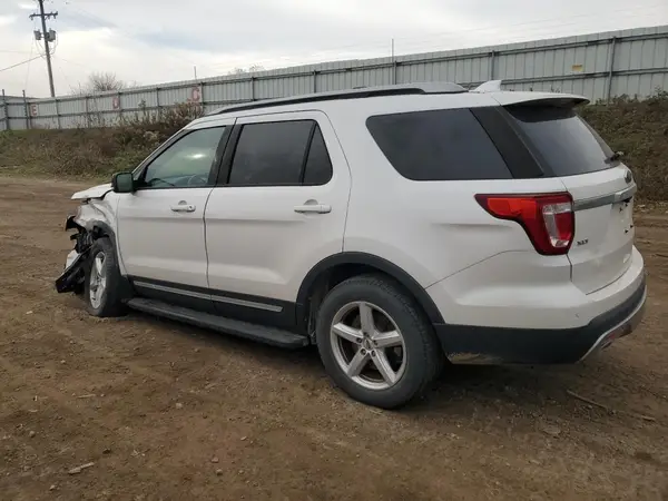 1FM5K8D88HGD39215 2017 FORD EXPLORER - Image 2