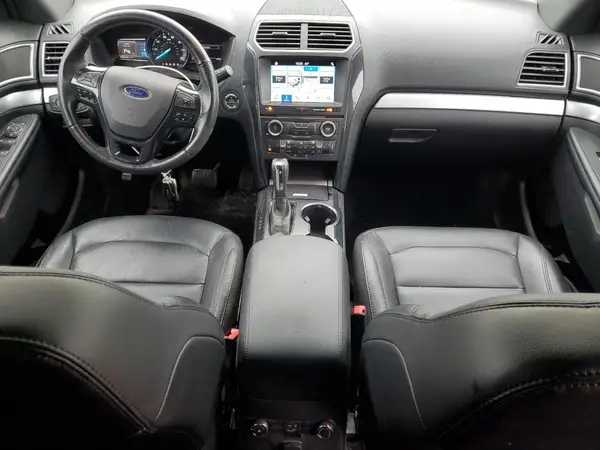 1FM5K8D88HGD39215 2017 FORD EXPLORER - Image 8