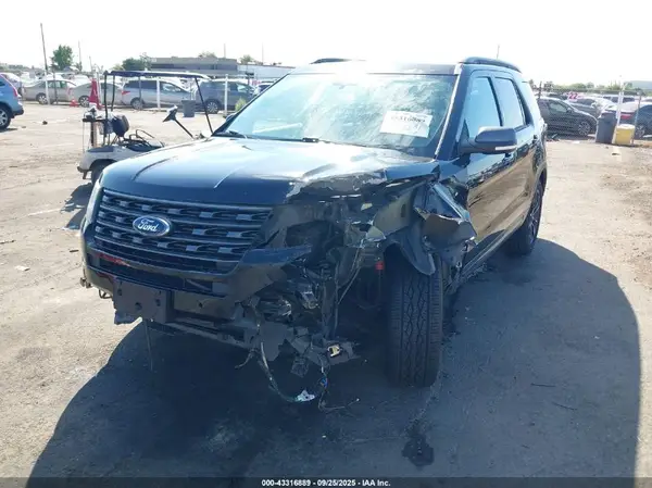 1FM5K8D88HGD42809 2017 FORD EXPLORER - Image 2