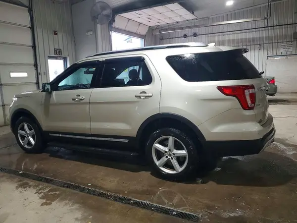1FM5K8D88HGD47833 2017 FORD EXPLORER - Image 2