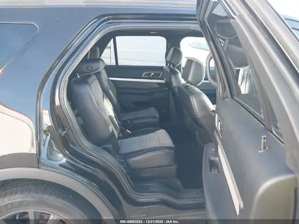 1FM5K8D88HGD82257 2017 FORD EXPLORER - Image 8