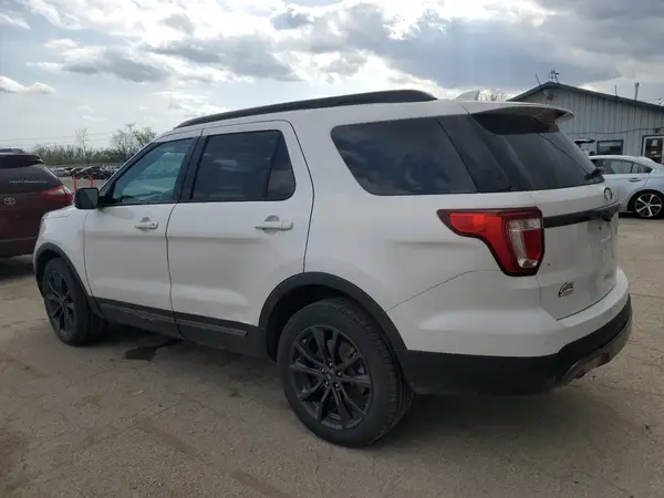 1FM5K8D88HGD82677 2017 FORD EXPLORER - Image 2