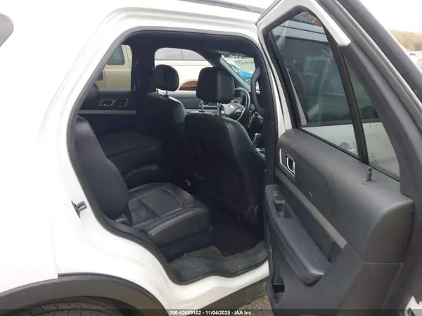 1FM5K8D88HGD84283 2017 FORD EXPLORER - Image 8