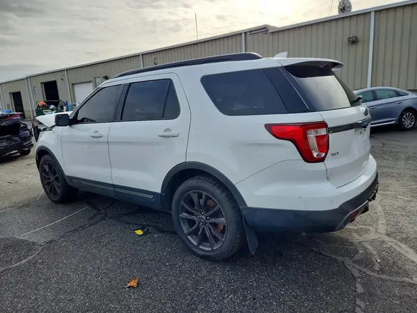 1FM5K8D88HGD94554 2017 FORD EXPLORER - Image 2