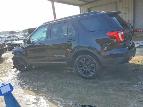 1FM5K8D88HGE20442 2017 FORD EXPLORER - Image 2