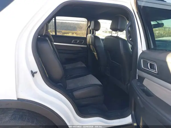 1FM5K8D88HGE29156 2017 FORD EXPLORER - Image 8