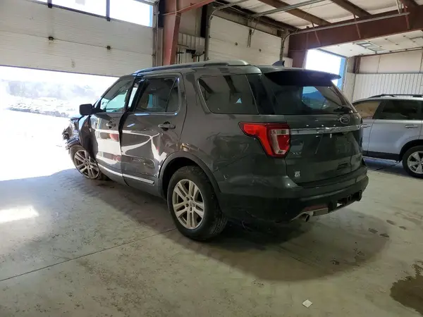 1FM5K8D88JGA17048 2018 FORD EXPLORER - Image 2
