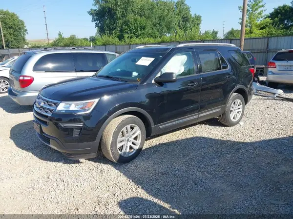 1FM5K8D88JGA18555 2018 FORD EXPLORER - Image 2