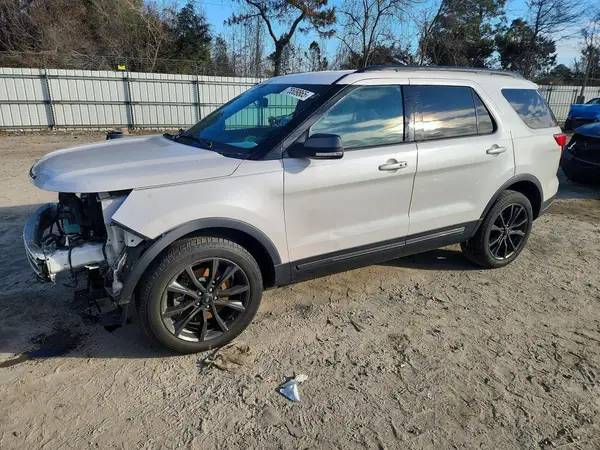 1FM5K8D88JGB50599 2018 FORD EXPLORER - Image 1