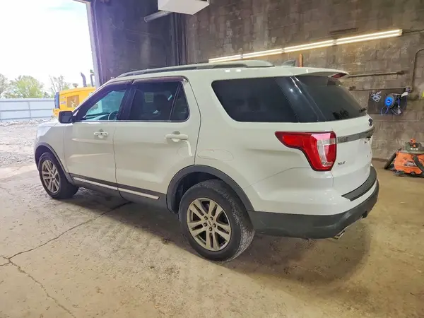 1FM5K8D88JGB73770 2018 FORD EXPLORER - Image 2
