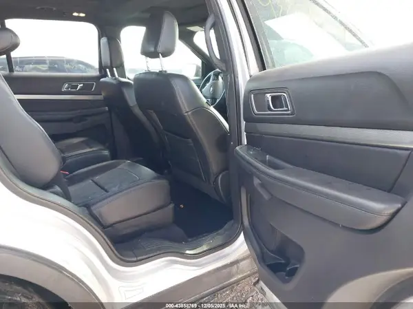 1FM5K8D88JGC24569 2018 FORD EXPLORER - Image 8