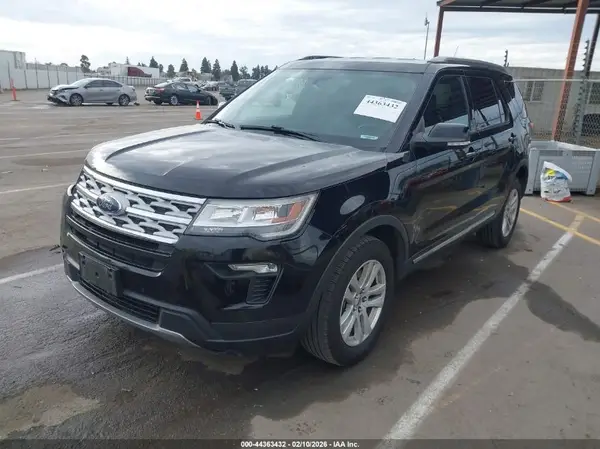 1FM5K8D88JGC49410 2018 FORD EXPLORER - Image 2
