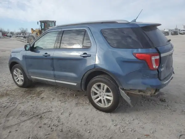 1FM5K8D88JGC83721 2018 FORD EXPLORER - Image 2