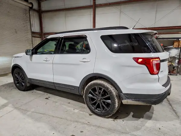 1FM5K8D88KGA50214 2019 FORD EXPLORER - Image 2
