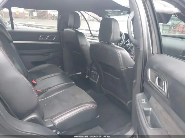 1FM5K8D88KGB00934 2019 FORD EXPLORER - Image 8