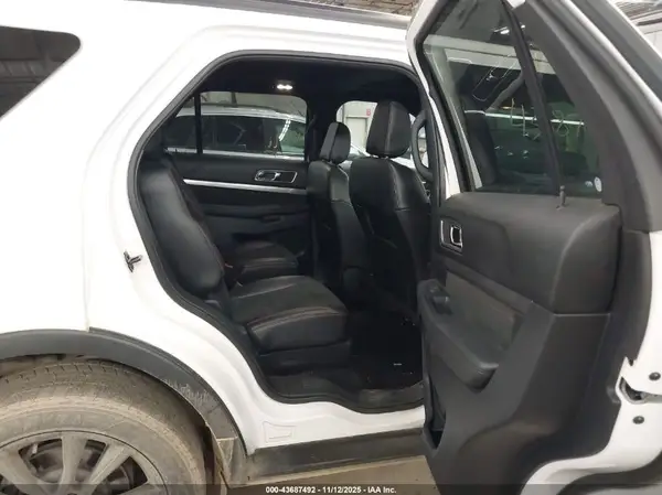 1FM5K8D88KGB04269 2019 FORD EXPLORER - Image 8